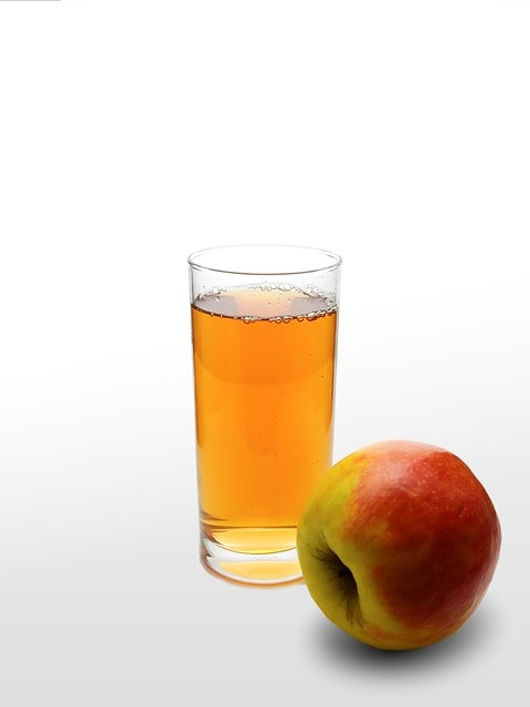 Apple cider vinegar mouth rinse