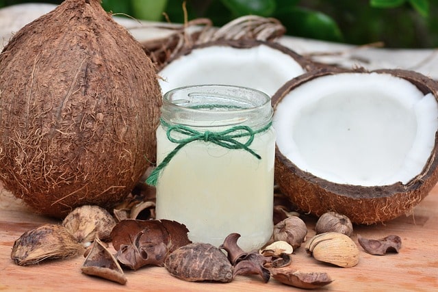 Is coconut oil good for sunburn?