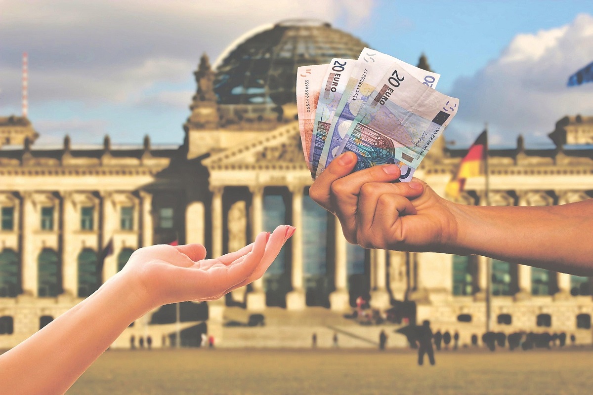 The Personal Savings Allowance